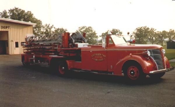 Ladder 153 - 1941 American LaFrance 85' Tractor Drawn Aerial (ret. 1981)