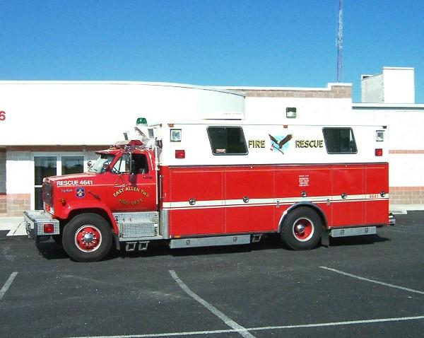 Rescue 4641 - 1989 GMC Topkick/Pierce Rescue (ret. 2008)