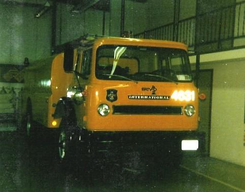 Tanker 152/4631 - 1971 International (ret. 1986)